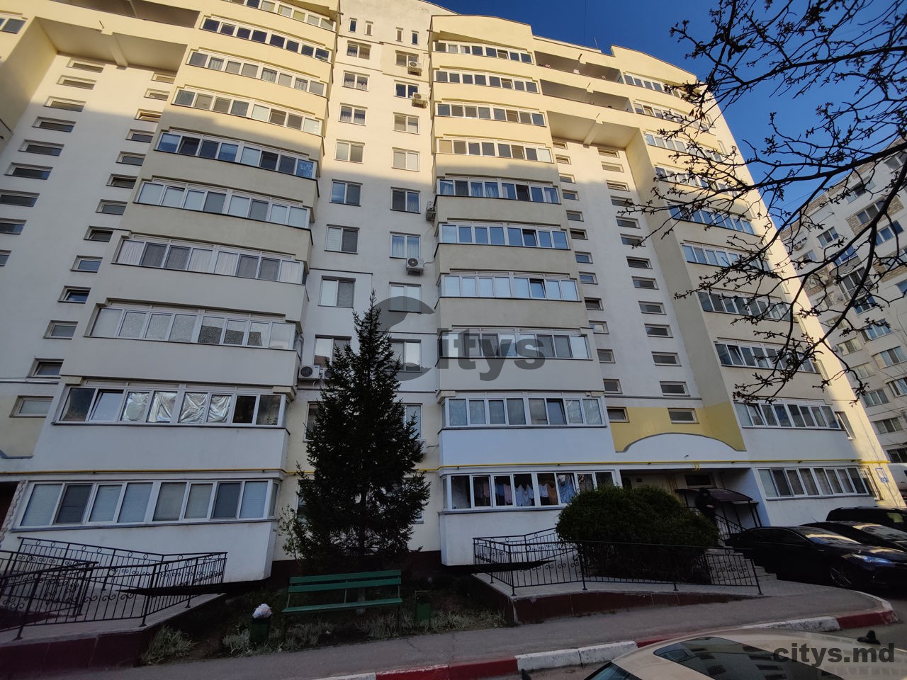 Apartament cu 3 camere, 69m², Chișinău, Ciocana, str. Nicolae Milescu Spătarul photo 0