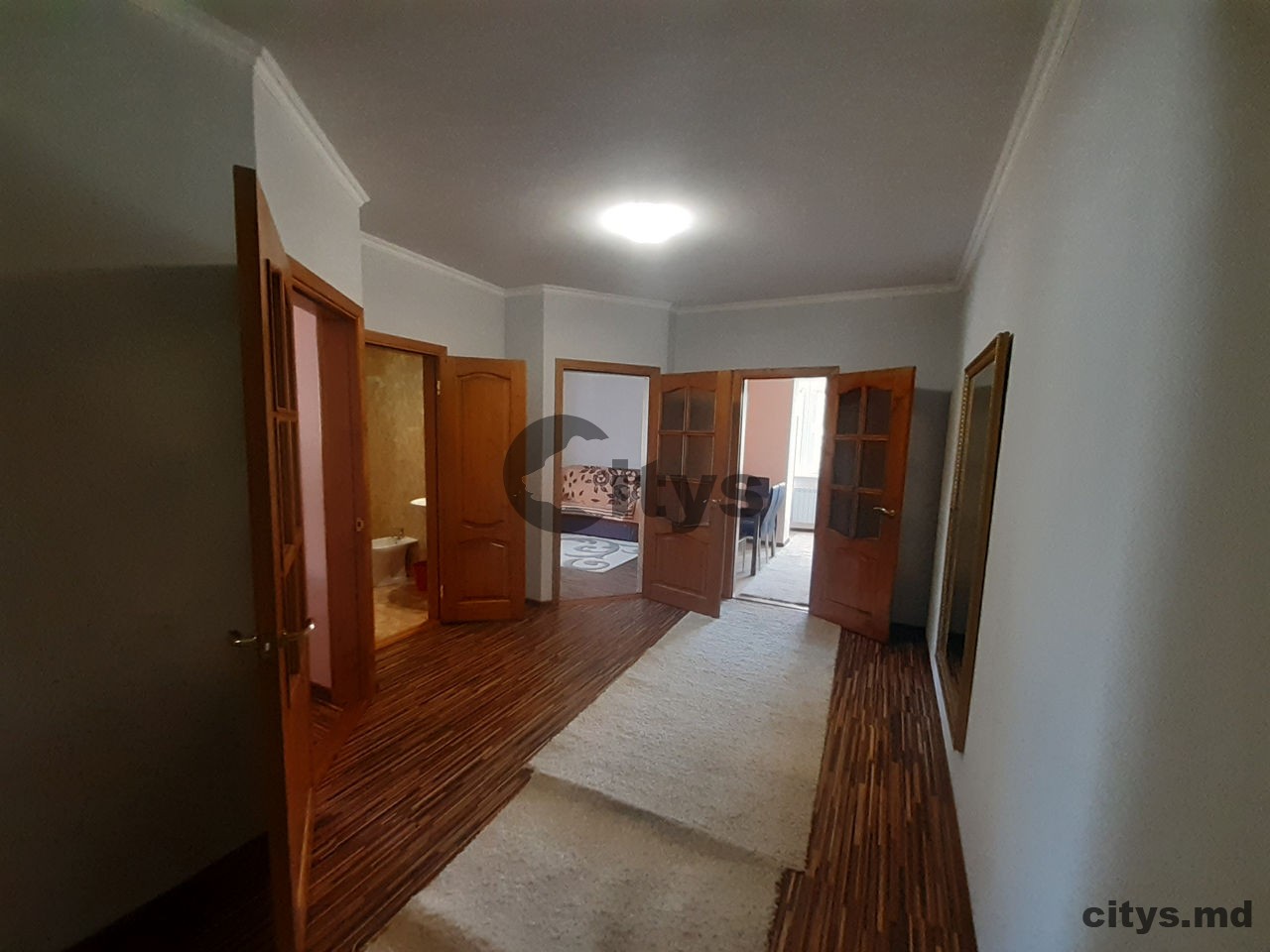 Apartament cu 2 camere, 63m², Chișinău, Buiucani, str-la Renașterii photo 3