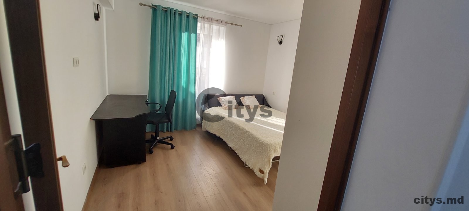 Apartament cu 2 camere, 46m², Chisinau, Posta Veche, str. Magda Isanos photo 0