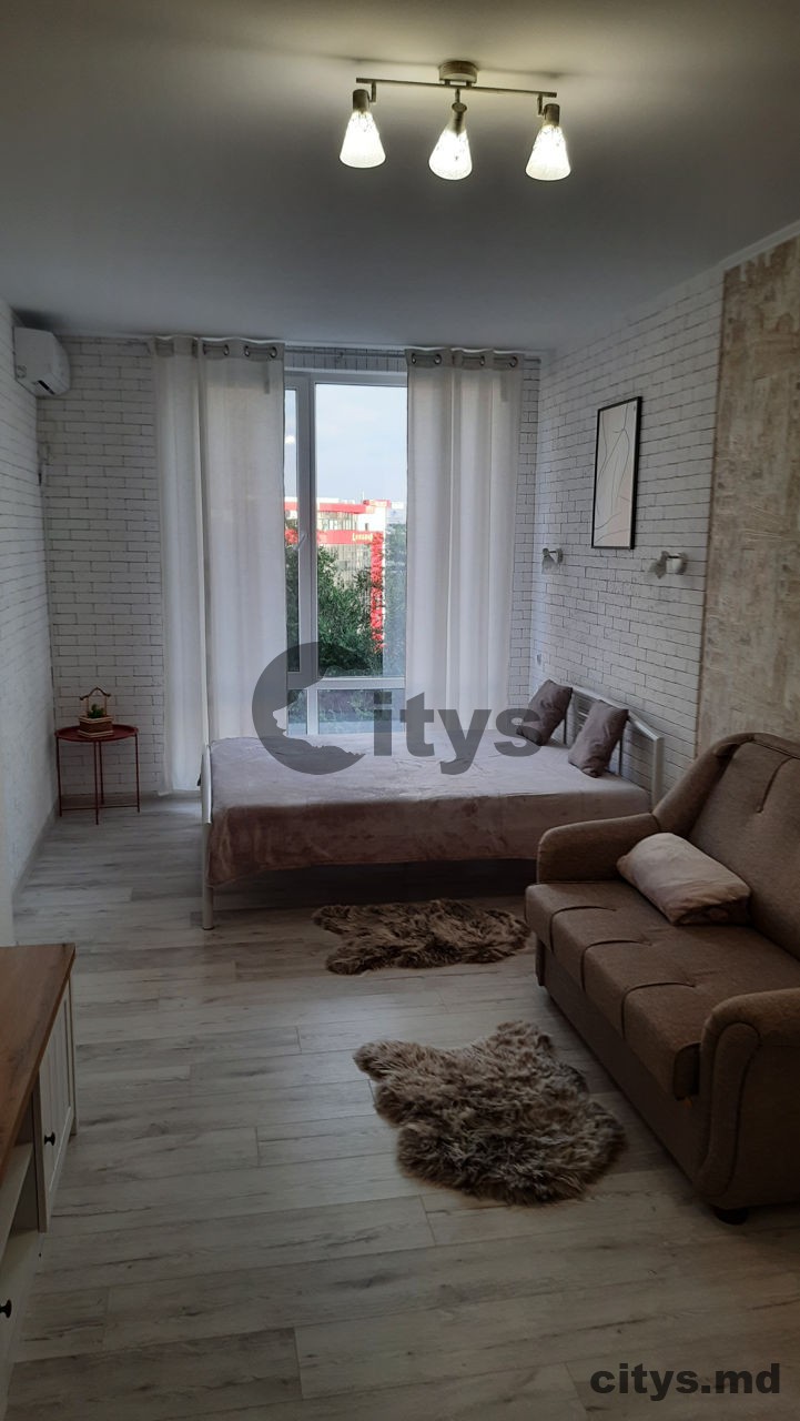 Chirie-Apartament cu 1 cameră, 52m², Chișinău, Centru, str. Avram Iancu photo 0
