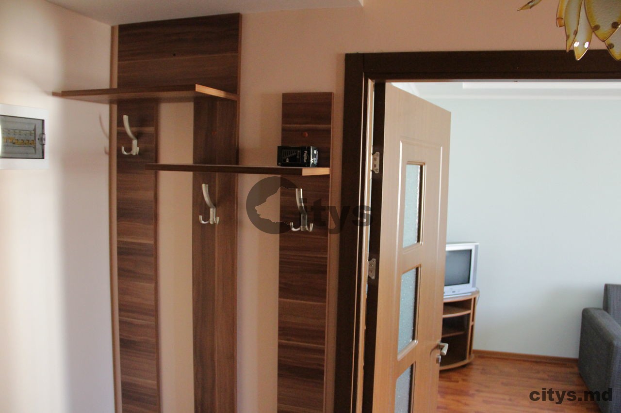1 комнатная квартира, 31м², Chișinău, Poșta Veche, Gh Madan photo 3