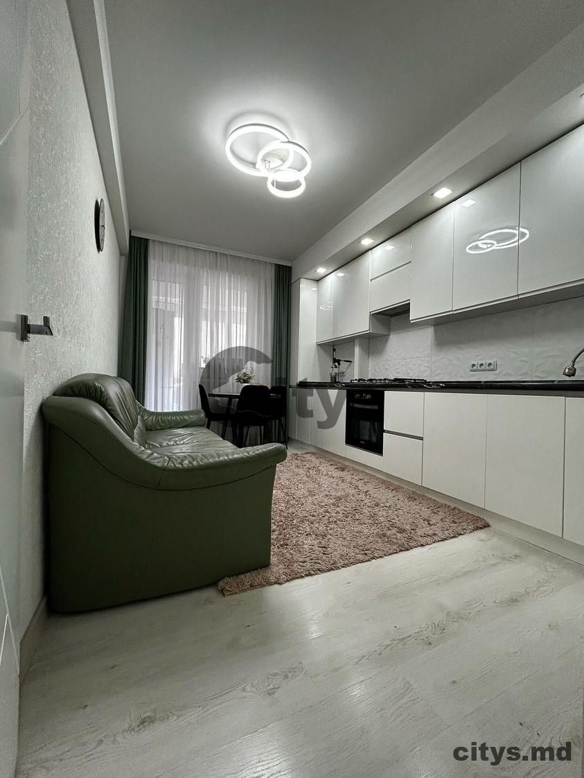 Apartament cu 2 camere, 70m², Chișinău, Telecentru, str. Sprîncenoaia photo 4