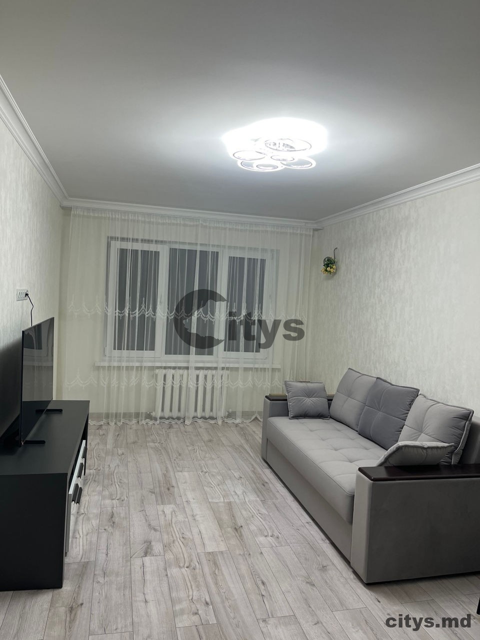 Chirire-2-х комнатная квартира, 55м², Chișinău, Botanica, str. Independenței photo 3