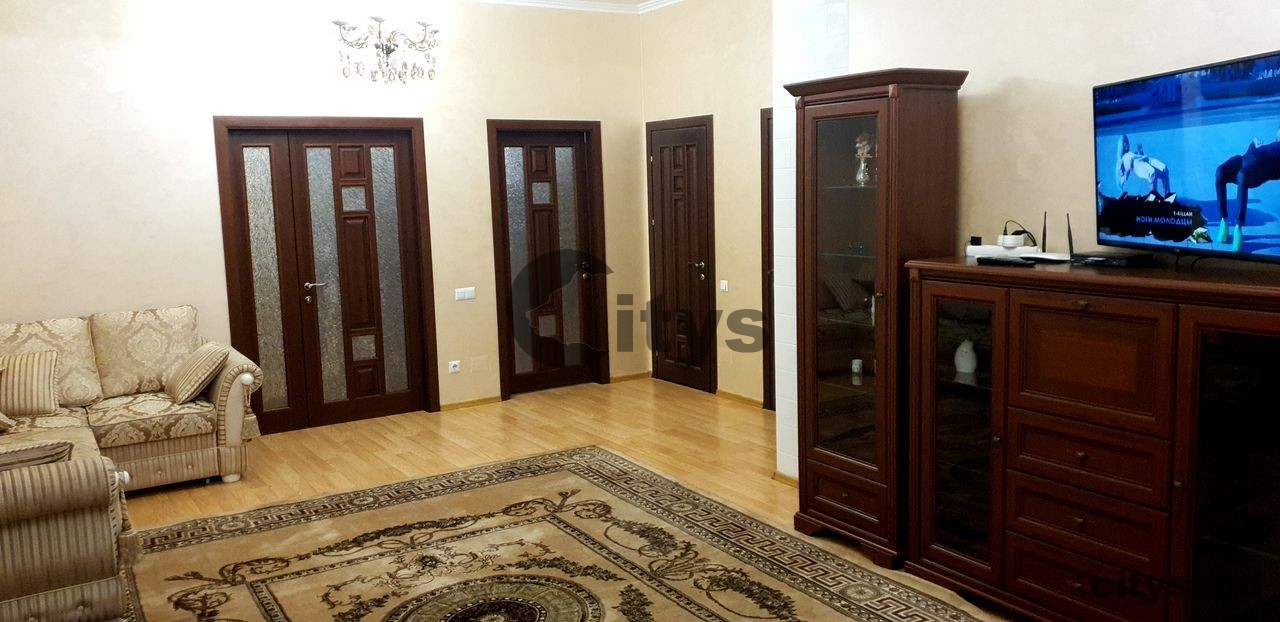 Chirie-3-х комнатная квартира, 85м², Chișinău, Centru, bd. Decebal photo 2