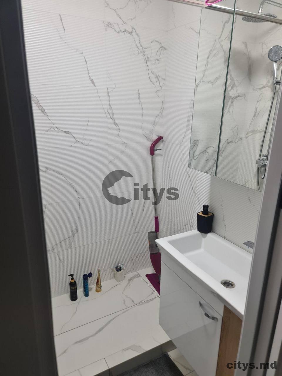 Chirie-apartament cu 3 camere, 50m², Бульвар Траян photo 6