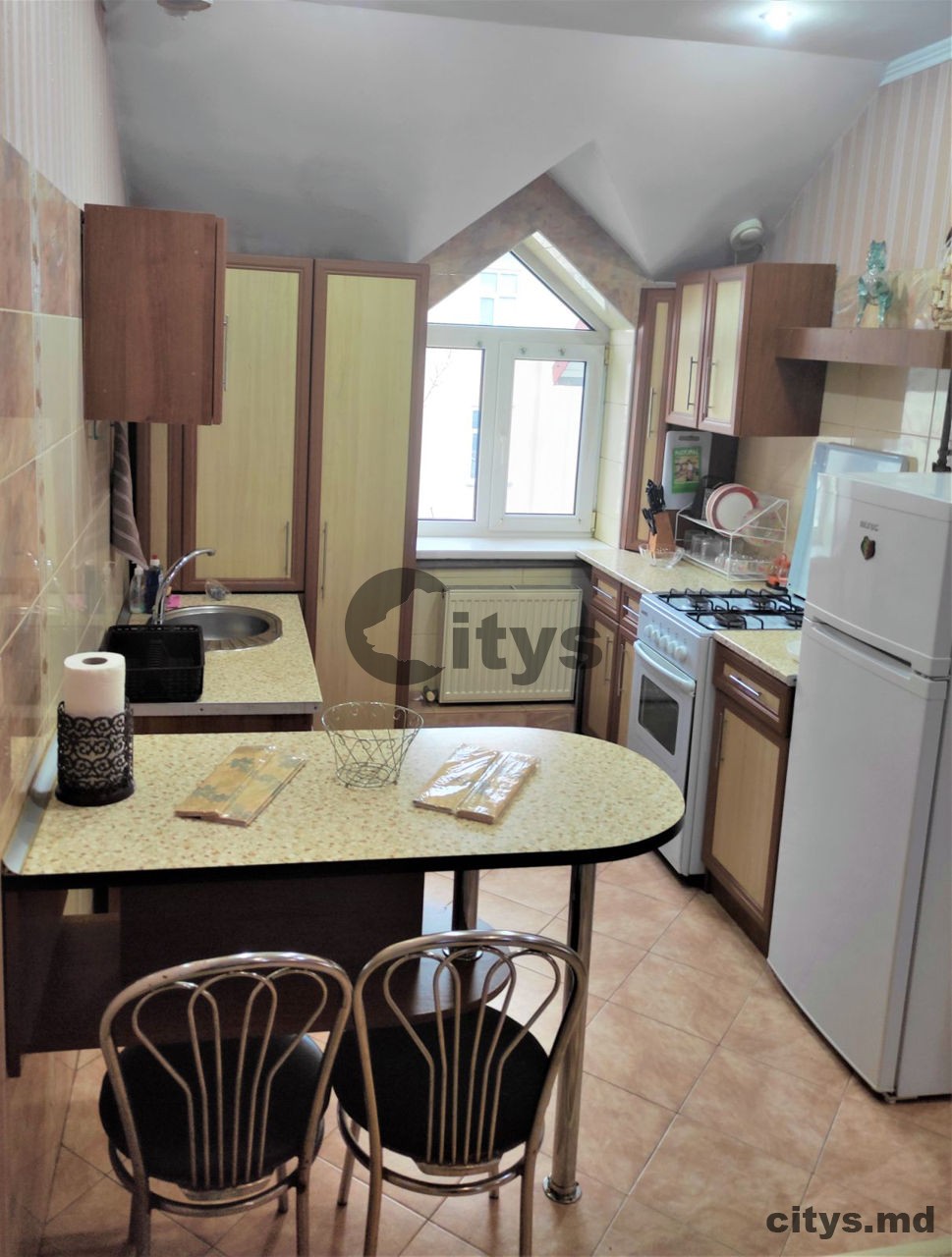 Chirie-Apartament cu 2 camere, 75m², Chișinău, Centru, str. Grigore Ureche photo 5