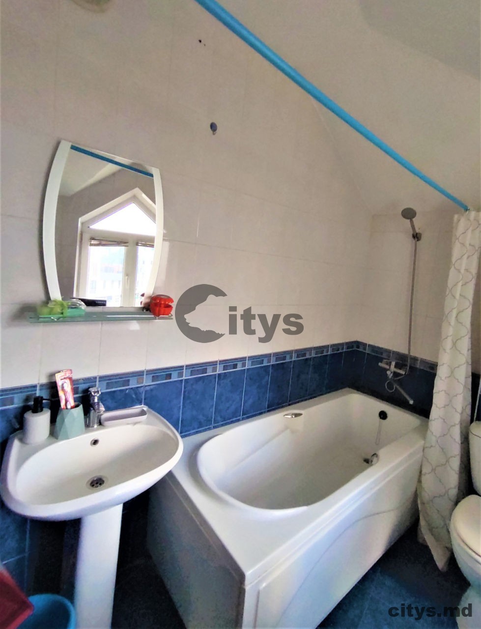 Chirie-2-х комнатная квартира, 75м², Chișinău, Centru, str. Grigore Ureche photo 4