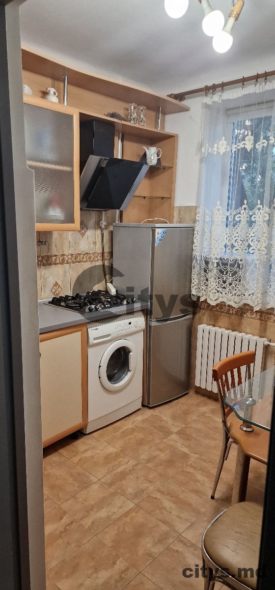 Chirie-3-х комнатная квартира, 60м², Chișinău, Centru, str. Alexandr Pușkin photo 1