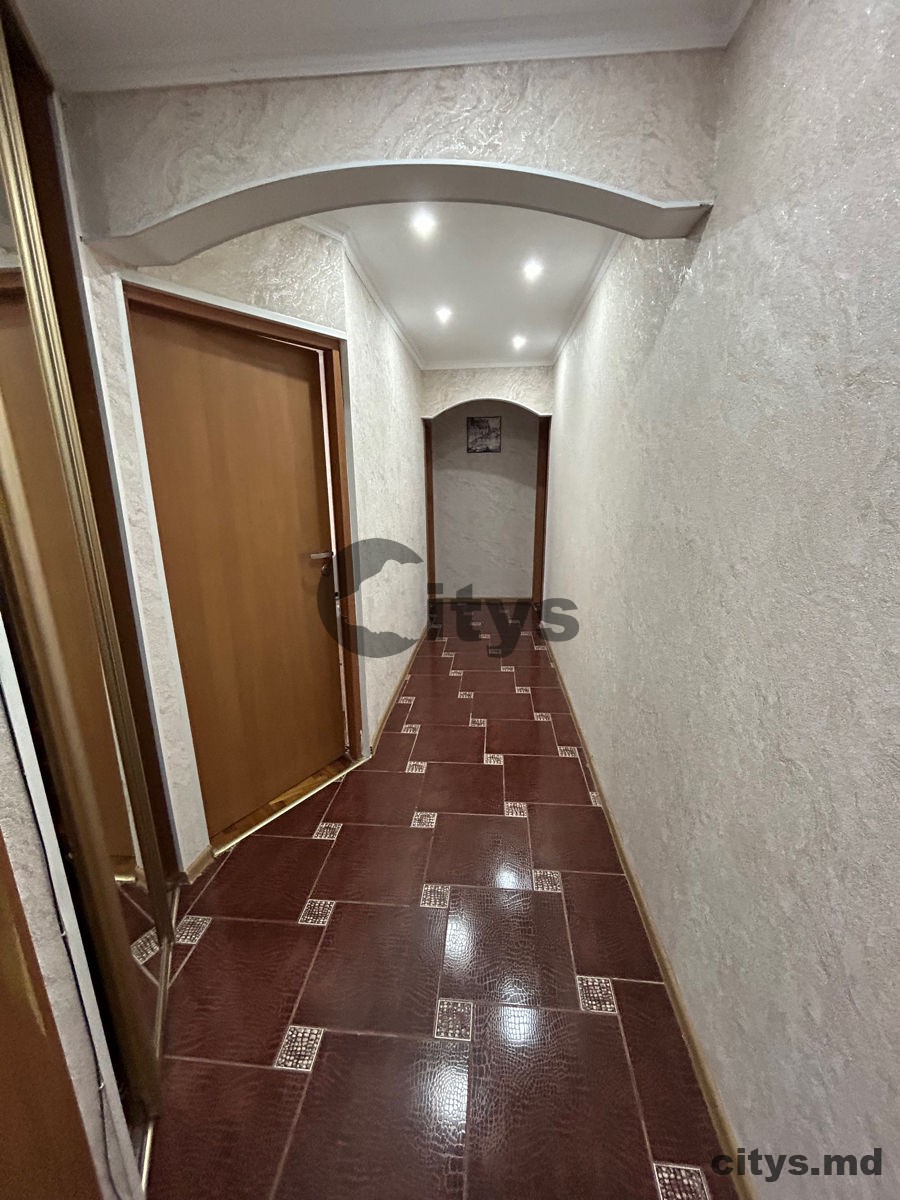 Chirie-Apartament cu 3 camere, 64m², Chișinău, Botanica, bd. Traian photo 2