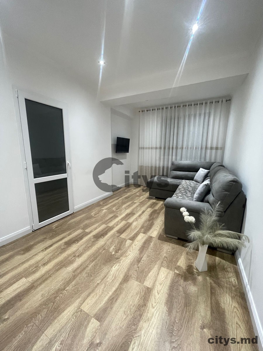 Chirie-Apartament cu 3 camere, 75m², Chișinău, Buiucani, str. Mușatinilor photo 0