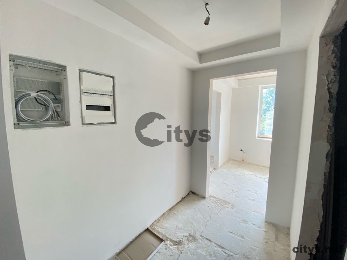 Apartament cu 3 camere, 76m², Chișinău, Botanica, str. Trandafirilor photo 2