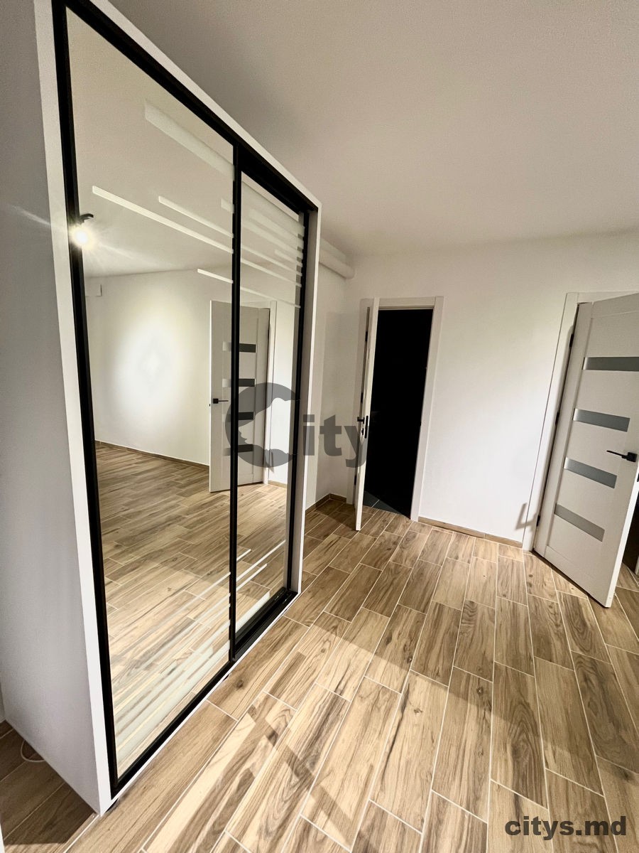 Chirie-1 комнатная квартира, 40м², Chișinău, Centru, str. Sprîncenoaia photo 0