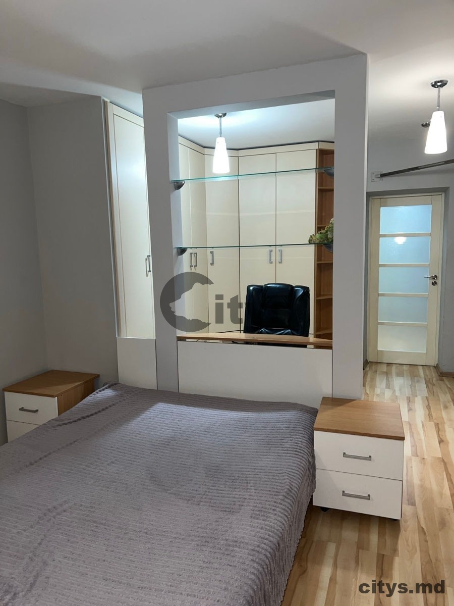 Chirie-Apartament cu 1 cameră, 42m², Chișinău, Centru, str. Ismail photo 2