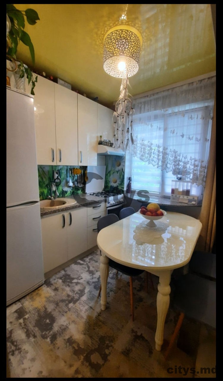 2-х комнатная квартира, 50м², Chișinău, Botanica, bd. Traian photo 0