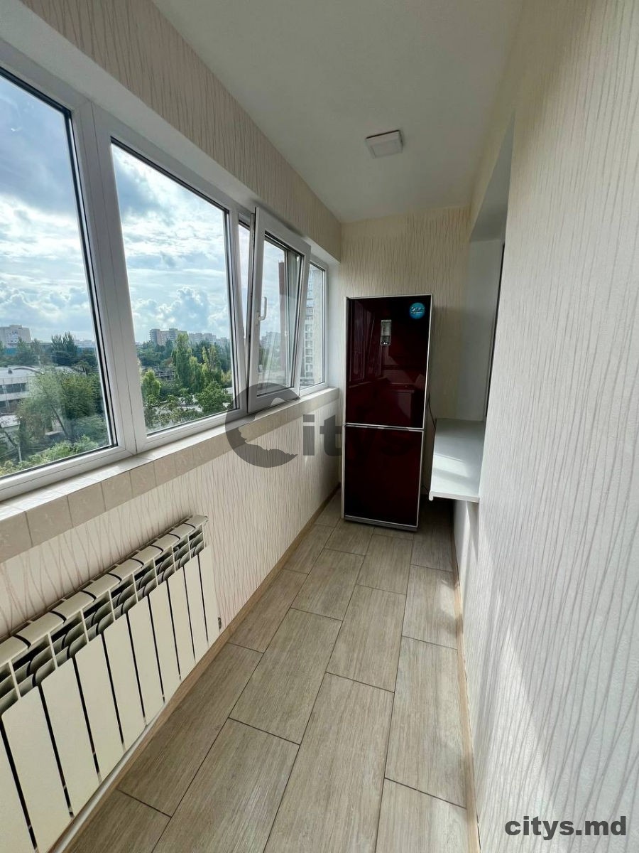 Apartament cu 2 camere, 50m², Chișinău, Râșcani, str. Florilor photo 2