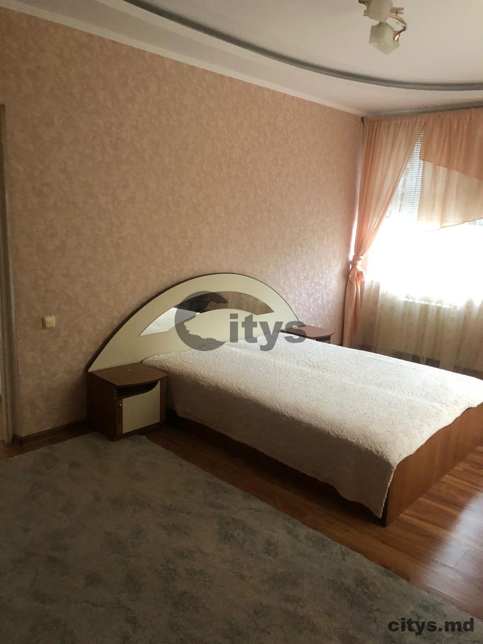 2-х комнатная квартира, 90м², Chișinău, Buiucani, str. Ion Pelivan photo 1