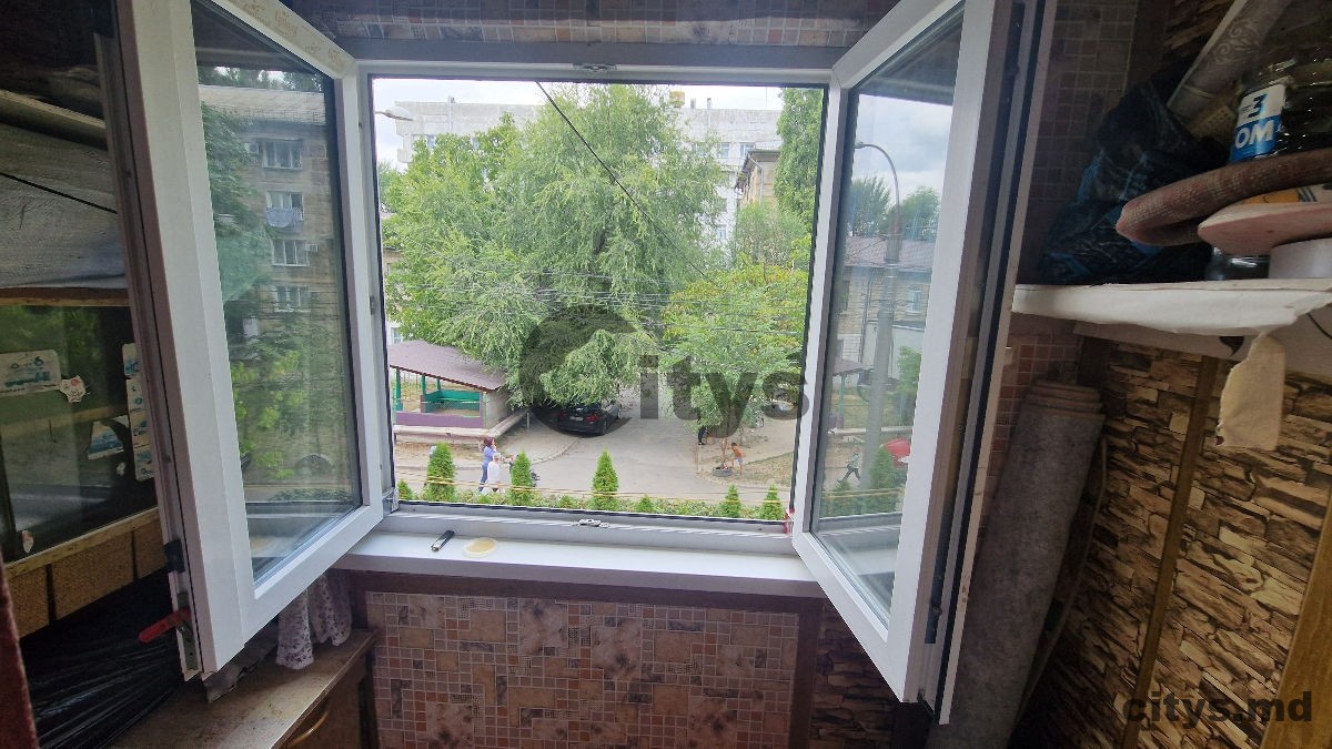 Apartament cu 3 camere, 61m², Chișinău, Centru, bd. Grigore Vieru photo 1