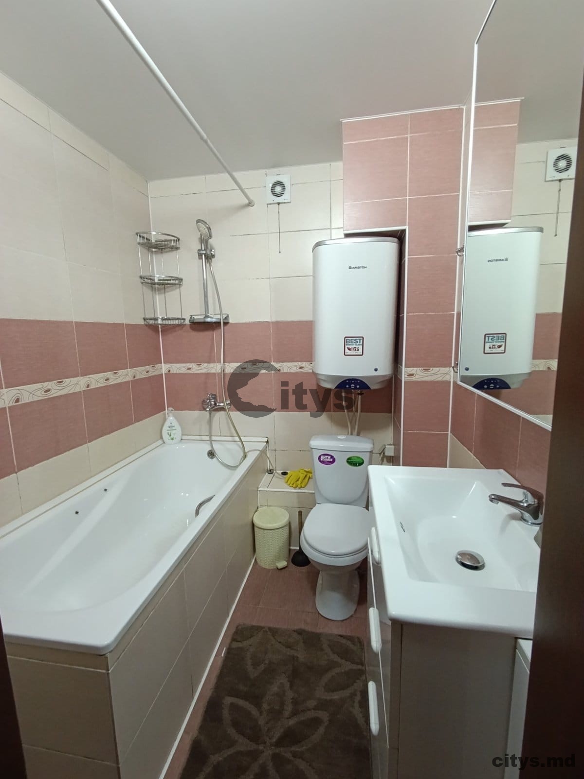 Chirie-Apartament cu 3 camere, 75m², Chișinău, Centru, str. Gheorghe Cașu photo 3