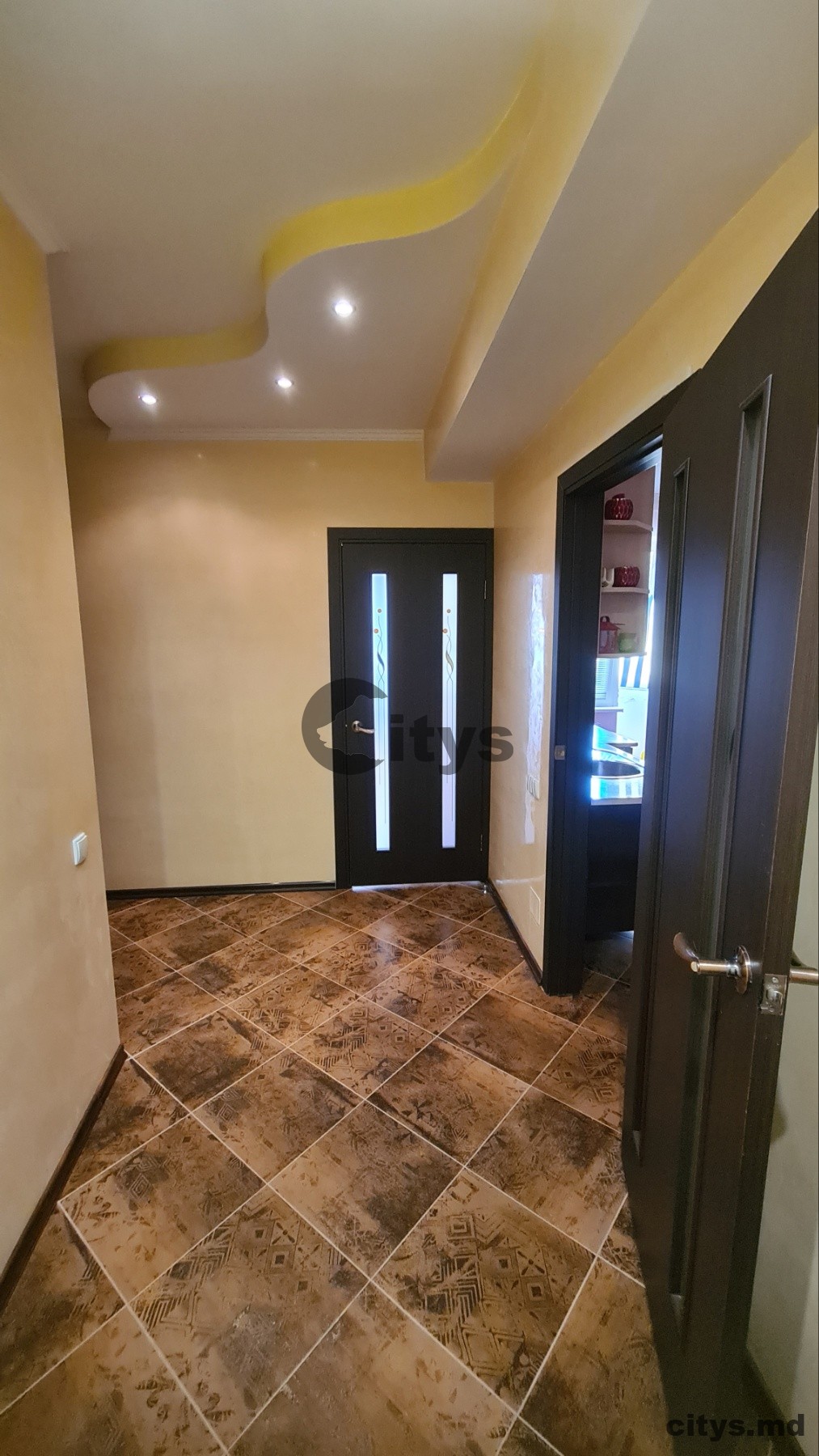 Apartament cu 1 cameră, 40m², Mircea cel Bătrân photo 5