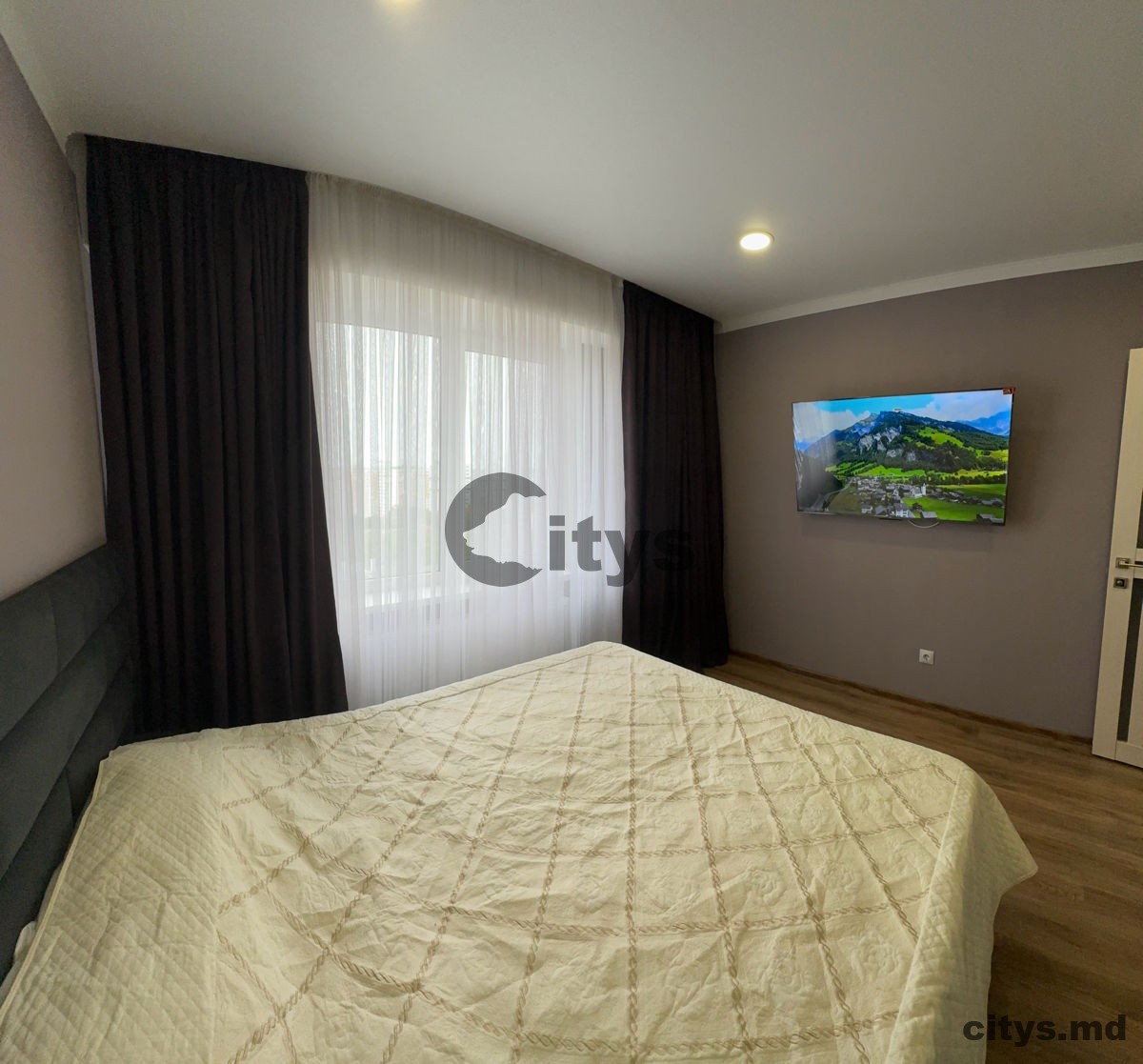 Apartament cu 1 cameră, 44m², Chișinău, Centru, str. Nicolae Testemițanu photo 0