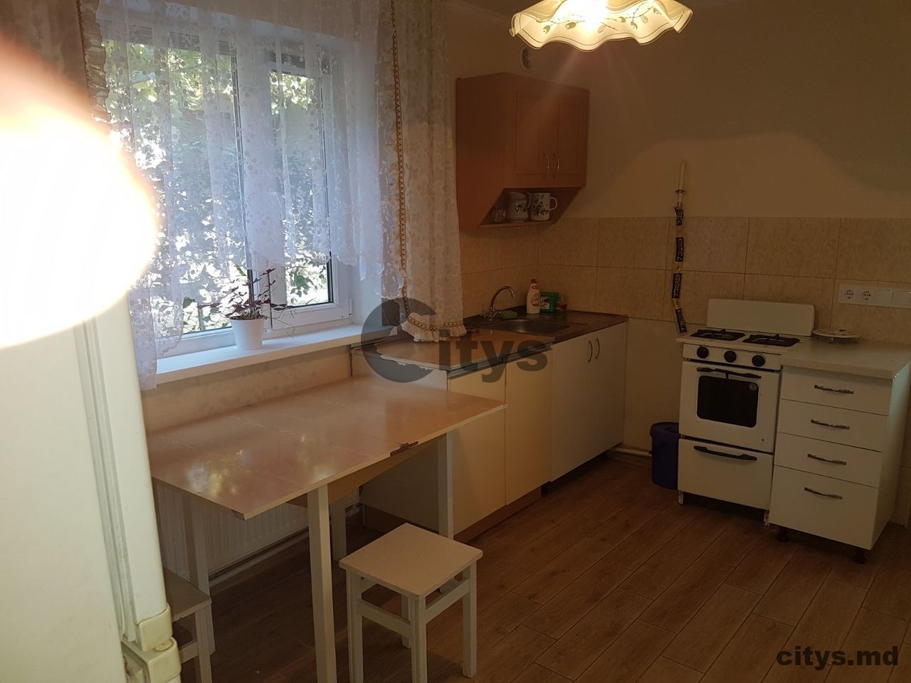 chirie-2-х комнатная квартира, 40м², Chișinău, Poșta Veche, Солидаритэций photo 1