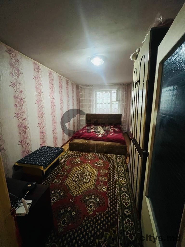 Apartament cu 2 camere, 60m², Chișinău, Poșta Veche, str. Socoleni photo 3