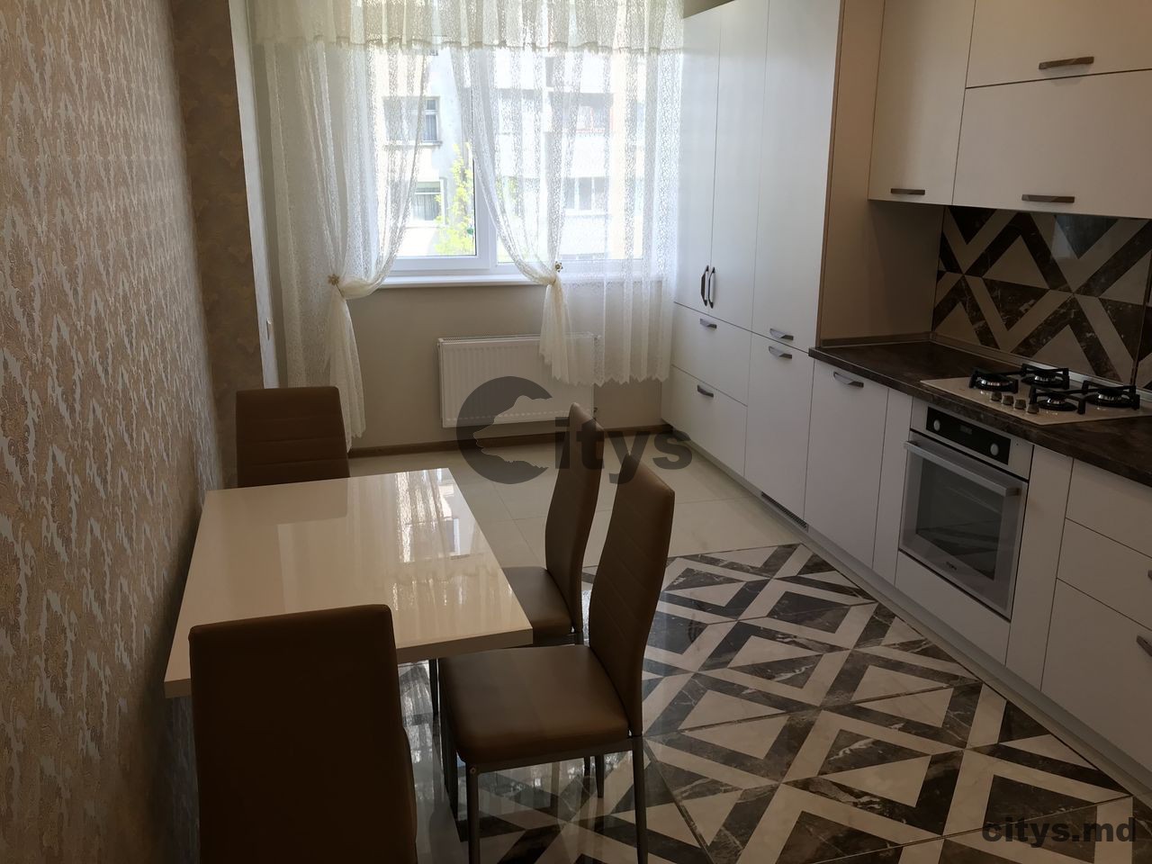 Chirie-Apartament cu 2 camere, 72m², Chișinău, Centru, str. Romană photo 0