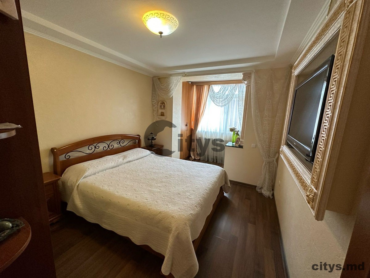 Apartament cu 3 camere, 70m², Chișinău, Buiucani, str. Sucevița photo 1