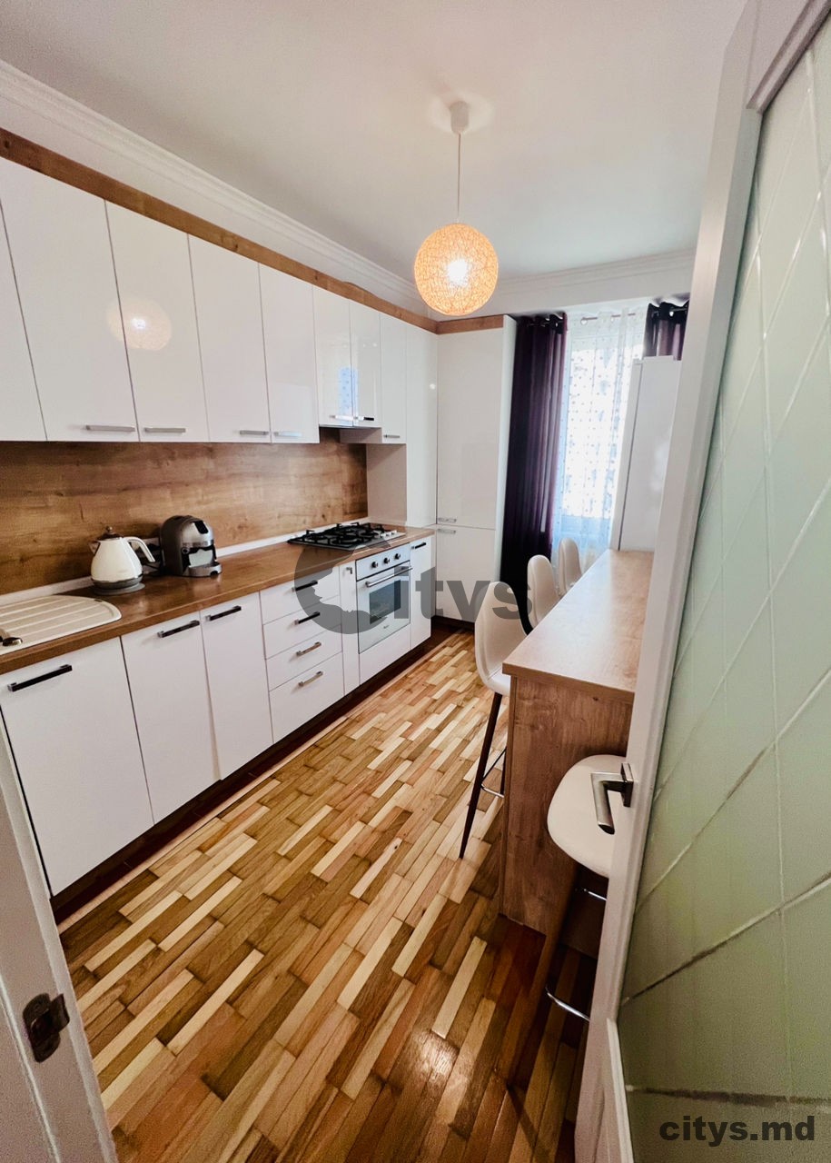 Chirie-3-х комнатная квартира, 73м², Chișinău, Centru, bd. Ştefan cel Mare şi Sfânt photo 0