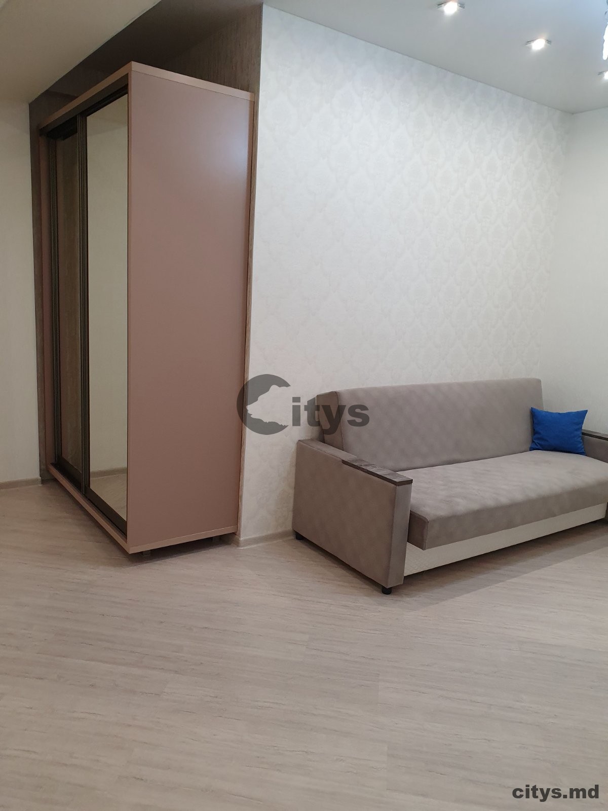 2-х комнатная квартира, 55м², bd. Alba-Iulia photo 3