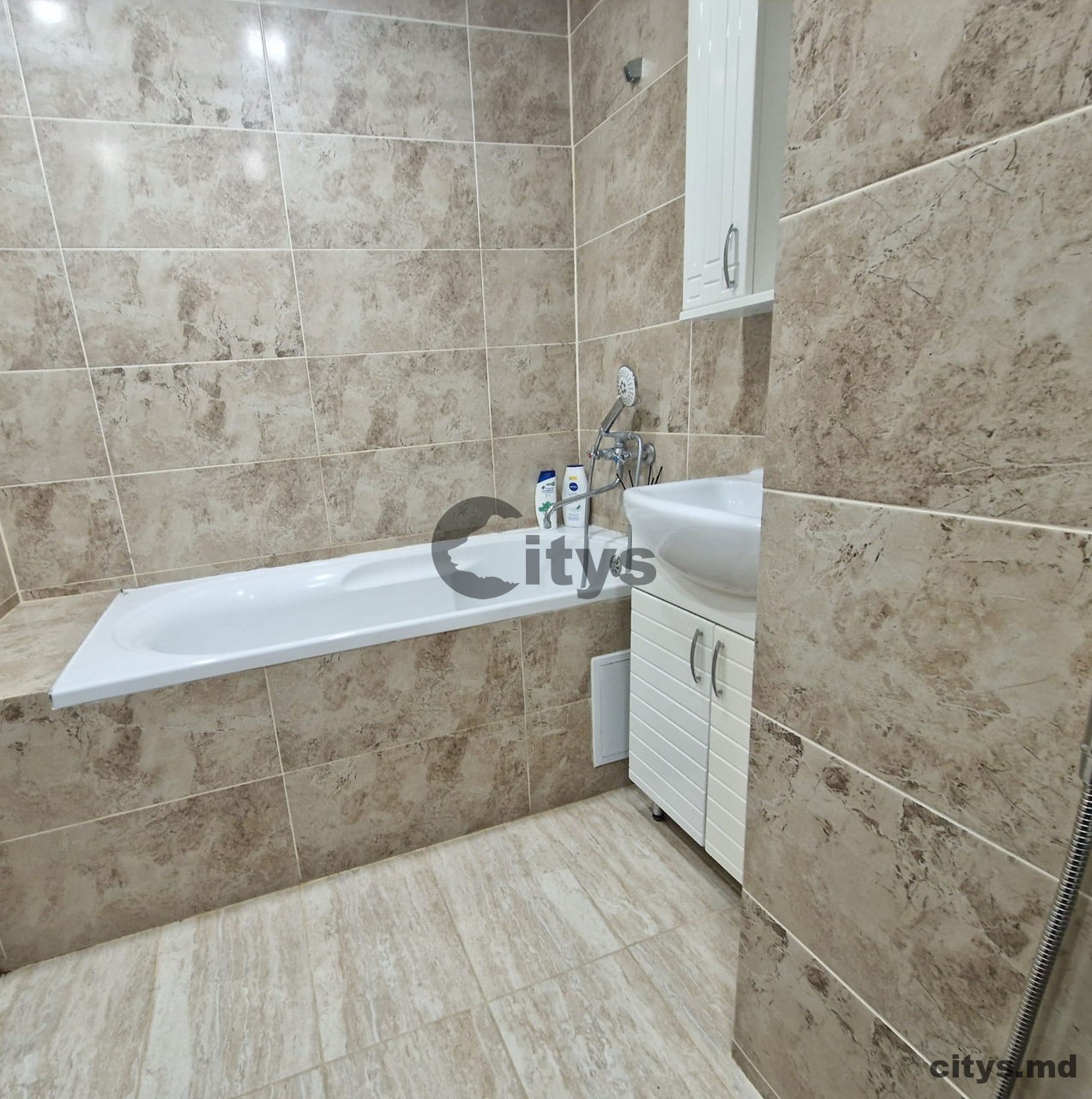 1 комнатная квартира, 50м², Chișinău, Centru, str. Constantin Vârnav photo 5