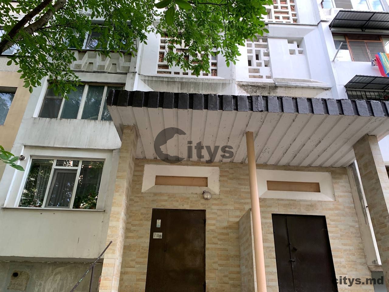 Apartament cu 2 camere, 50m², Chișinău, Ciocana, str. Petru Zadnipru photo 0