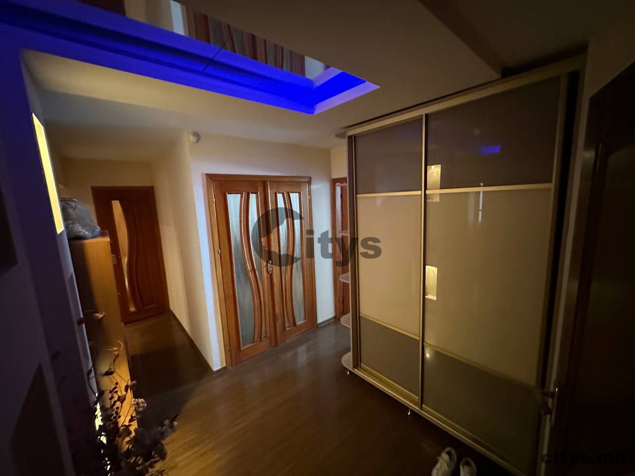 Apartament cu 2 camere, 57m², Chișinău, Ciocana, str. Alecu Russo photo 0