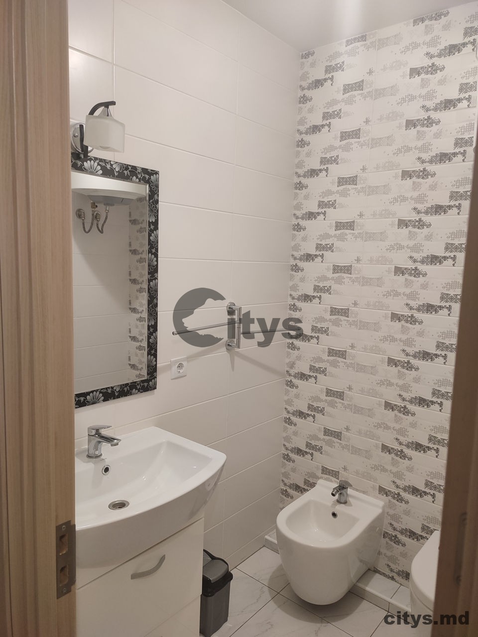 Chirie-Apartament cu 2 camere, 67m², Chișinău, Centru, str. Alexandru cel Bun photo 4