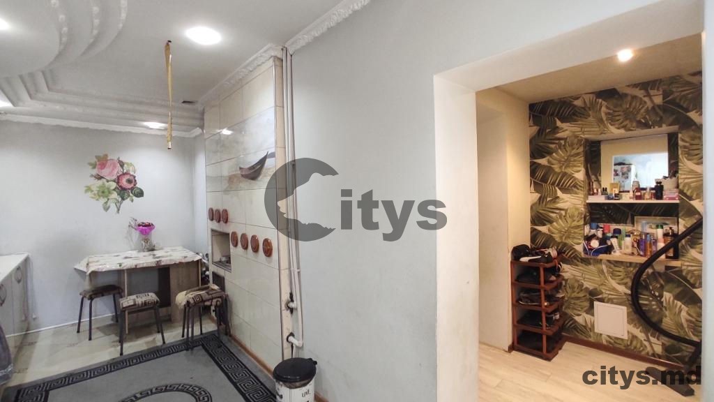 Casa Bubuieci, Centru, str. Şcolii, 63m² photo 2