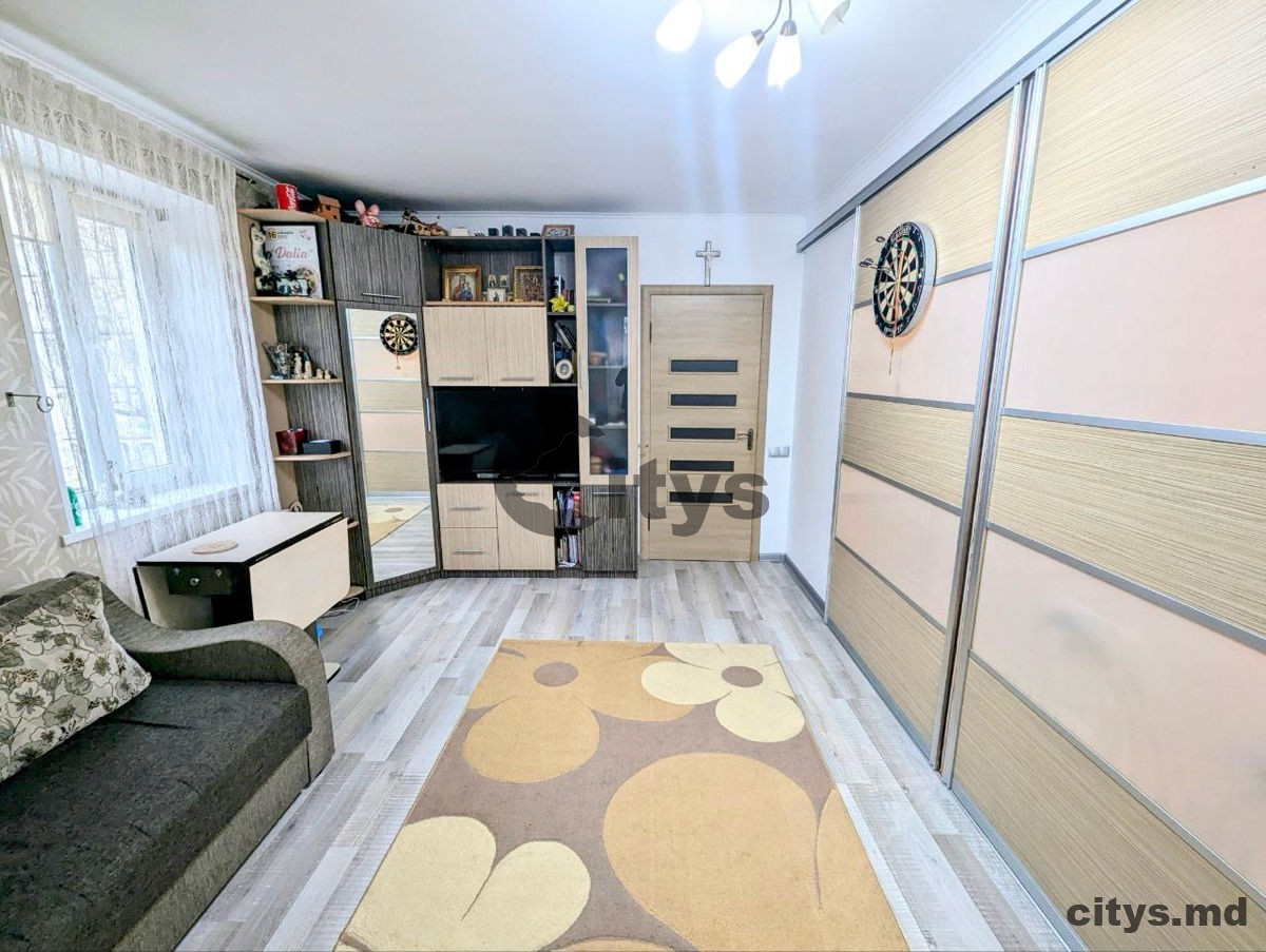 Apartament cu 2 camere, 40m², Chișinău, Botanica, str. Costiujeni photo 3