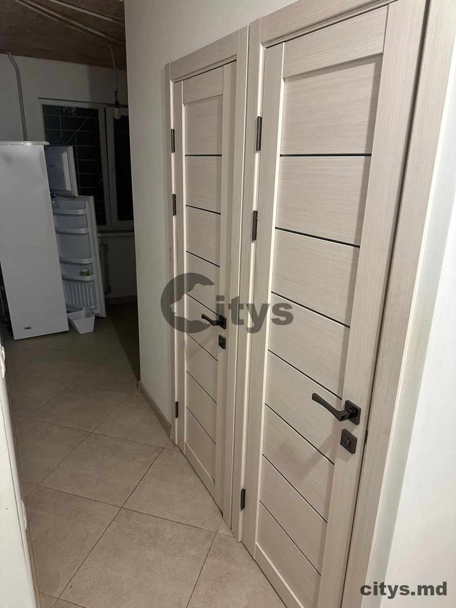 Apartament cu 2 camere, 48m², Chișinău, Botanica, str. Teilor photo 1