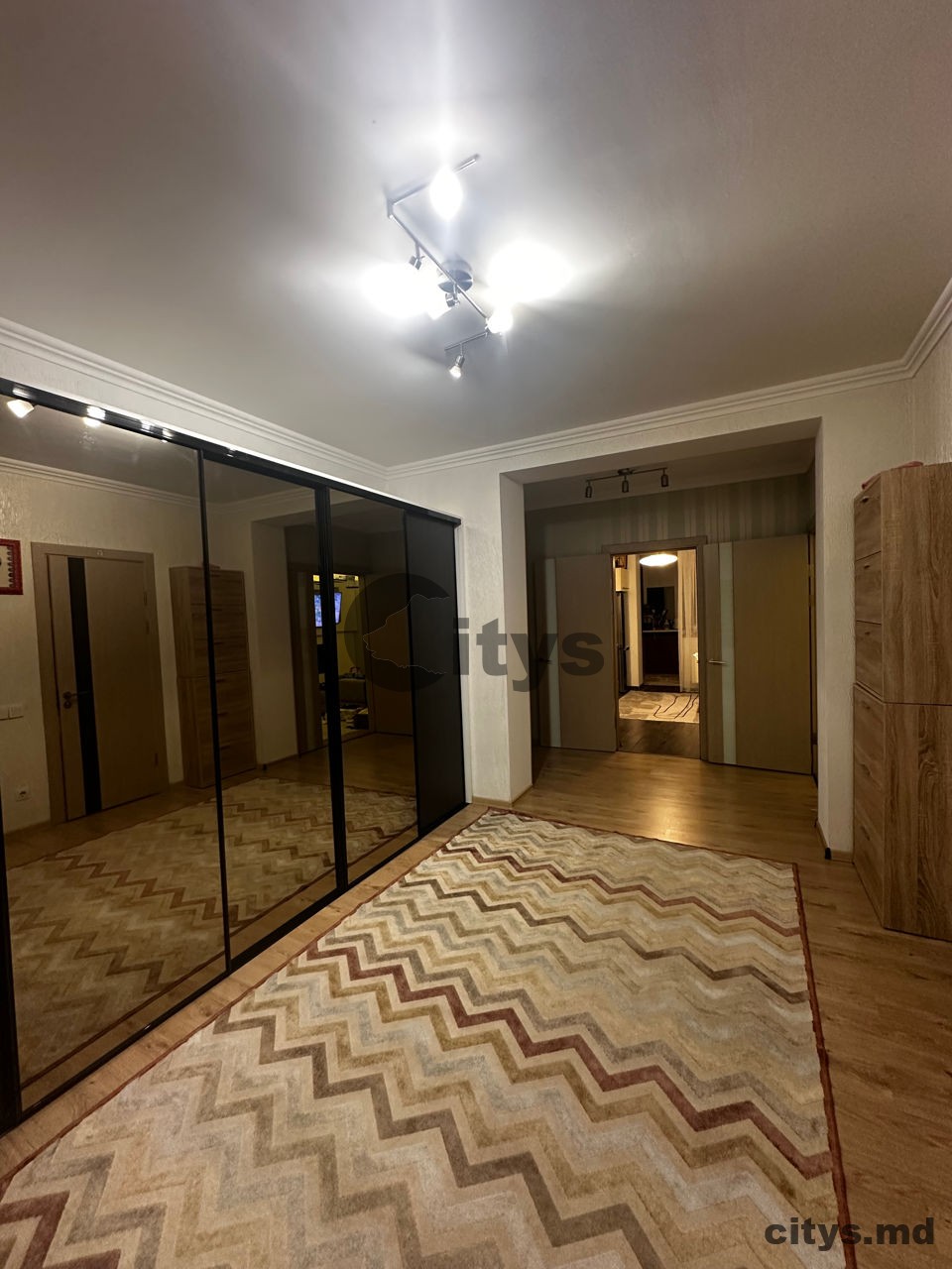 Apartament cu 2 camere, 89m², Chișinău, Râșcani, str. Studenţilor photo 3