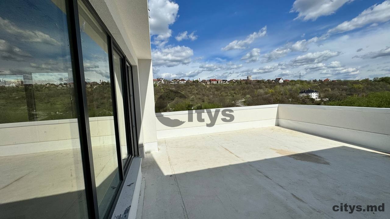 Дуплекс - Таунхаус с 3 уровнями, 188м², Str. Schinoasa Vale photo 0