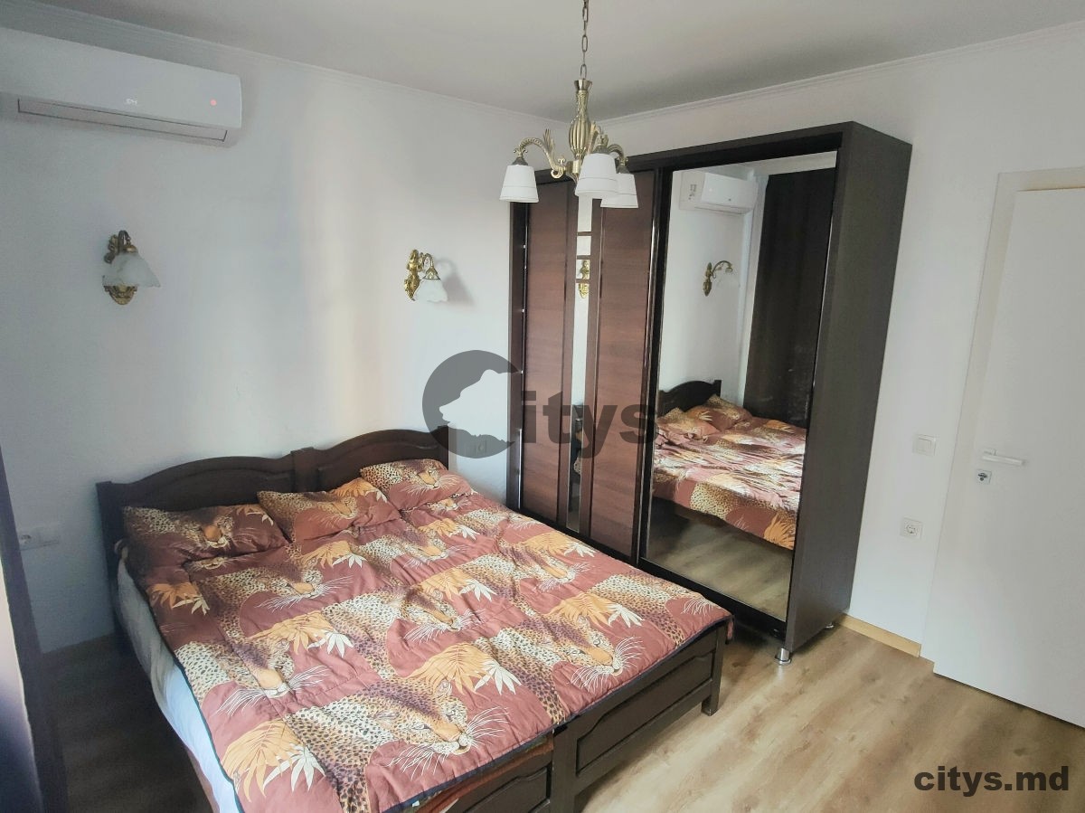 Apartament cu 2 camere, 42m², Chișinău, Centru, str. Albișoara photo 2