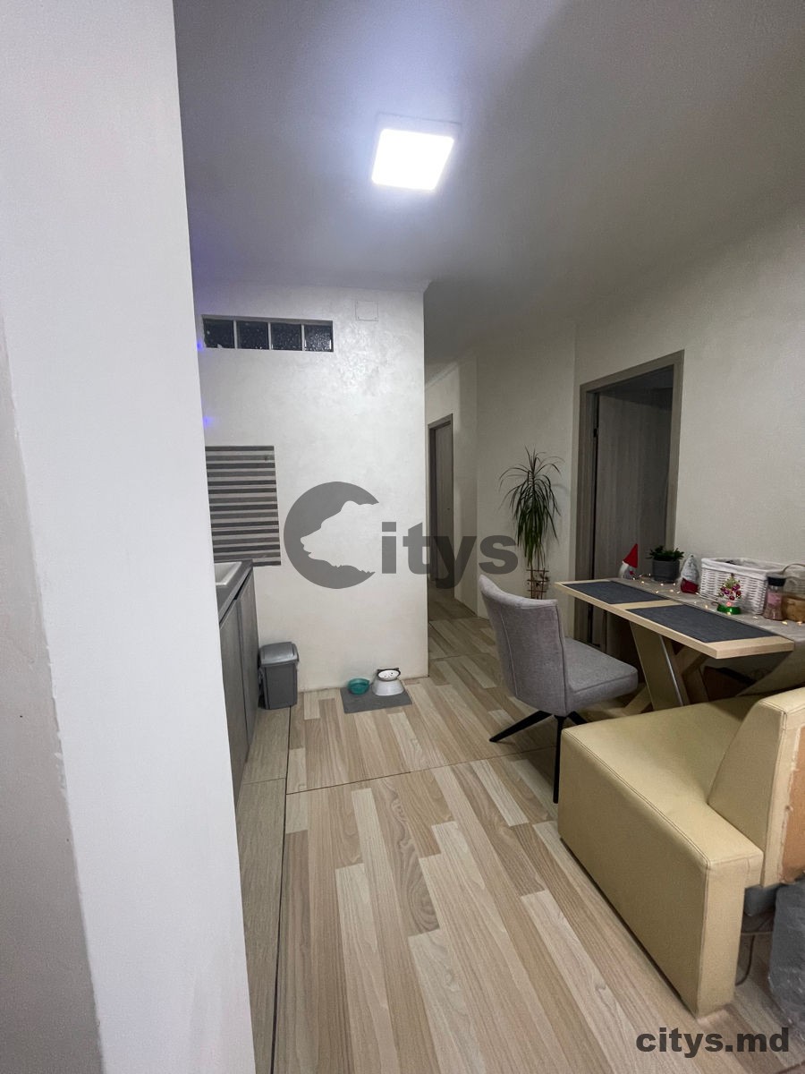 Apartament cu 2 camere, 42m², Chișinău, Râșcani, str. Florilor photo 1