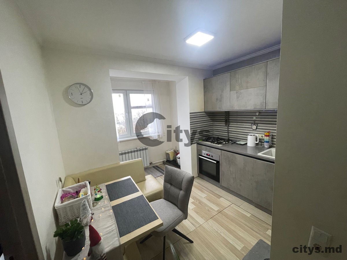 Apartament cu 2 camere, 42m², Chișinău, Râșcani, str. Florilor photo 0