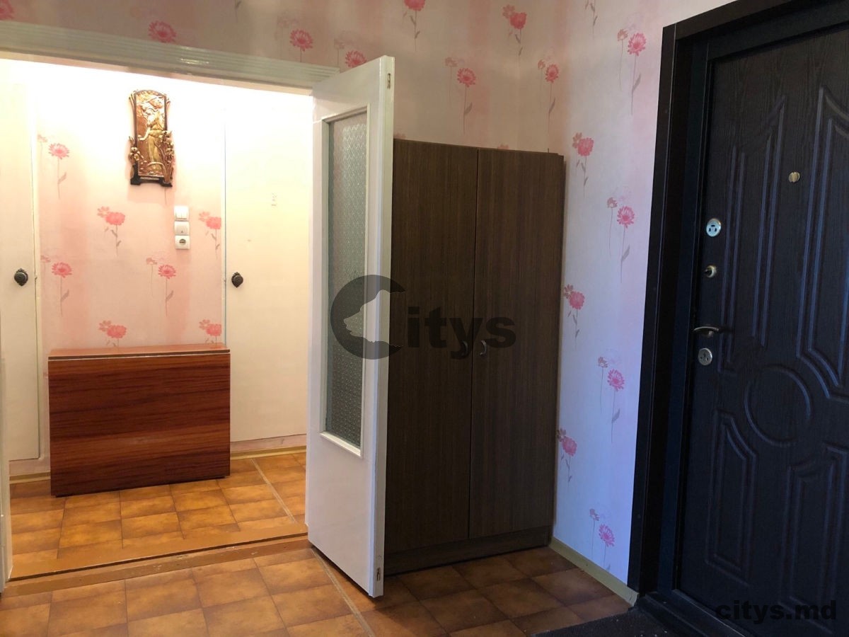 Apartament cu 2 camere, 55m², Chișinău, Ciocana, bd. Mircea cel Bătrân photo 2