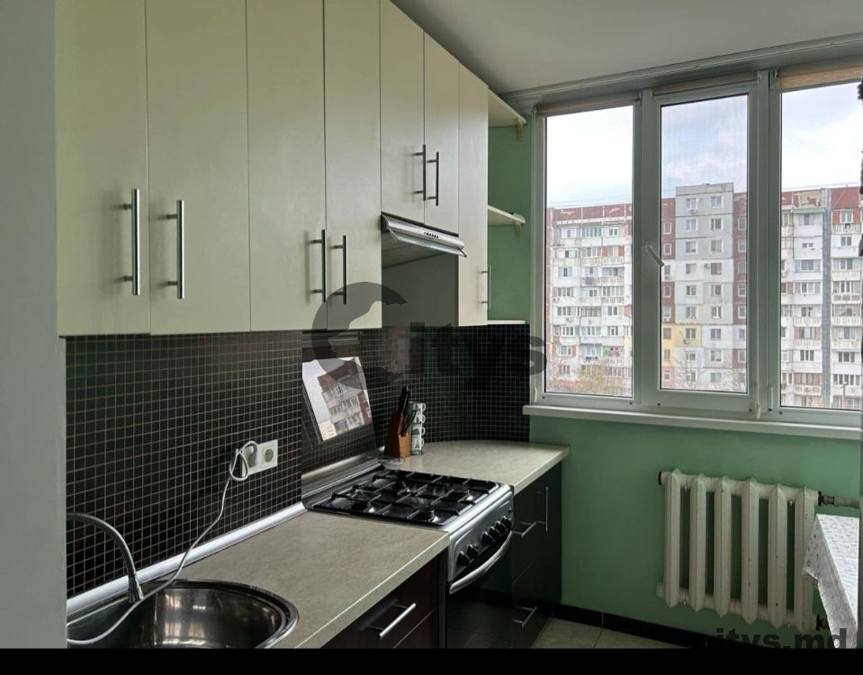 Apartament cu 3 camere, 68m², Chișinău, Ciocana, str. Nicolae Milescu Spătarul photo 2