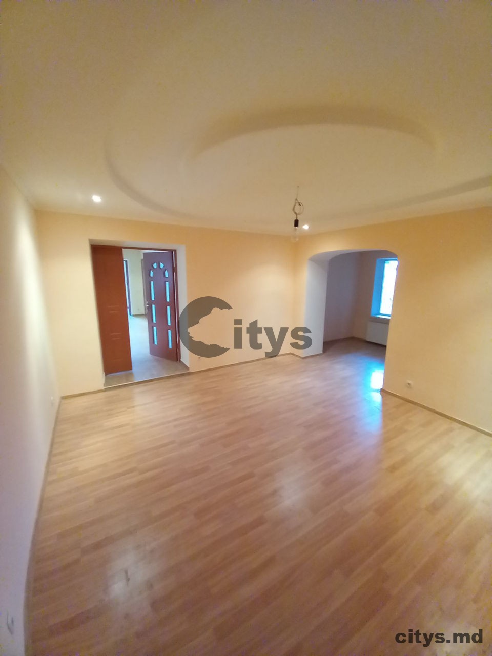 130m², Ialoveni, Centru, str. Florilor photo 7