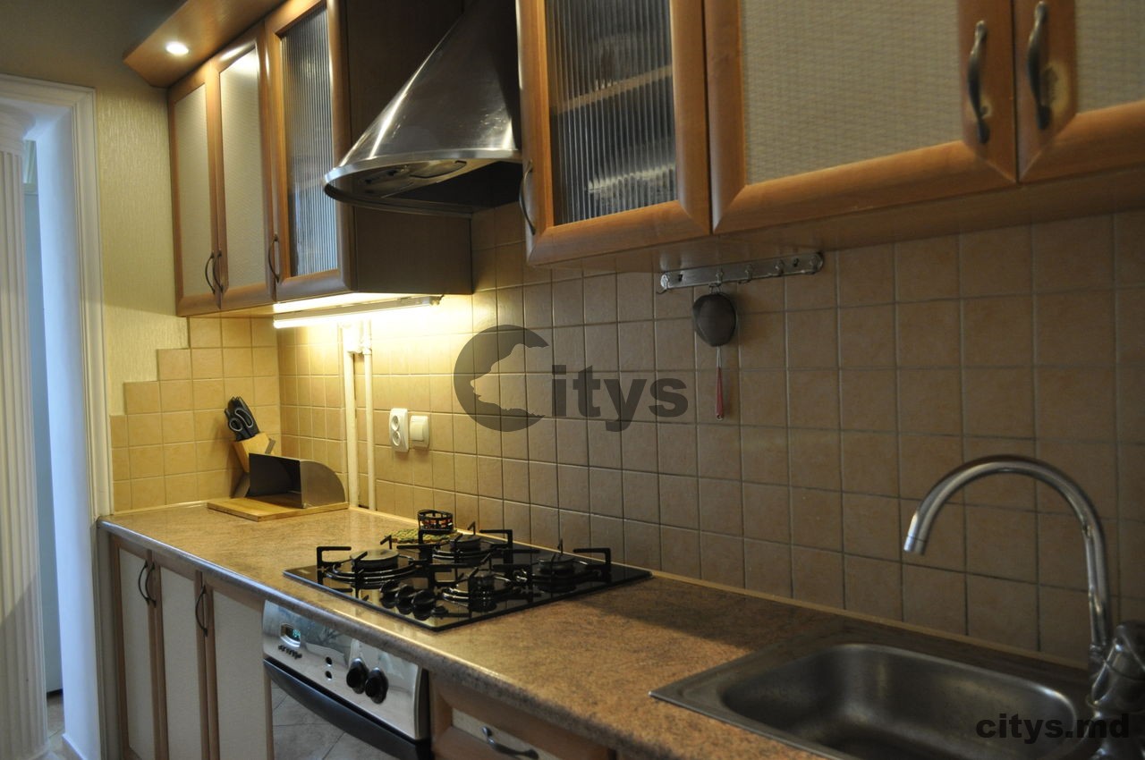 Apartament cu 3 camere, 70m², Vissarion Belinski photo 8