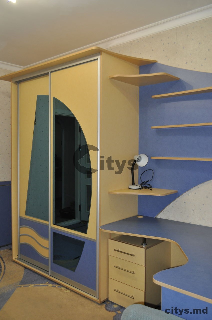 Apartament cu 3 camere, 70m², Vissarion Belinski photo 2