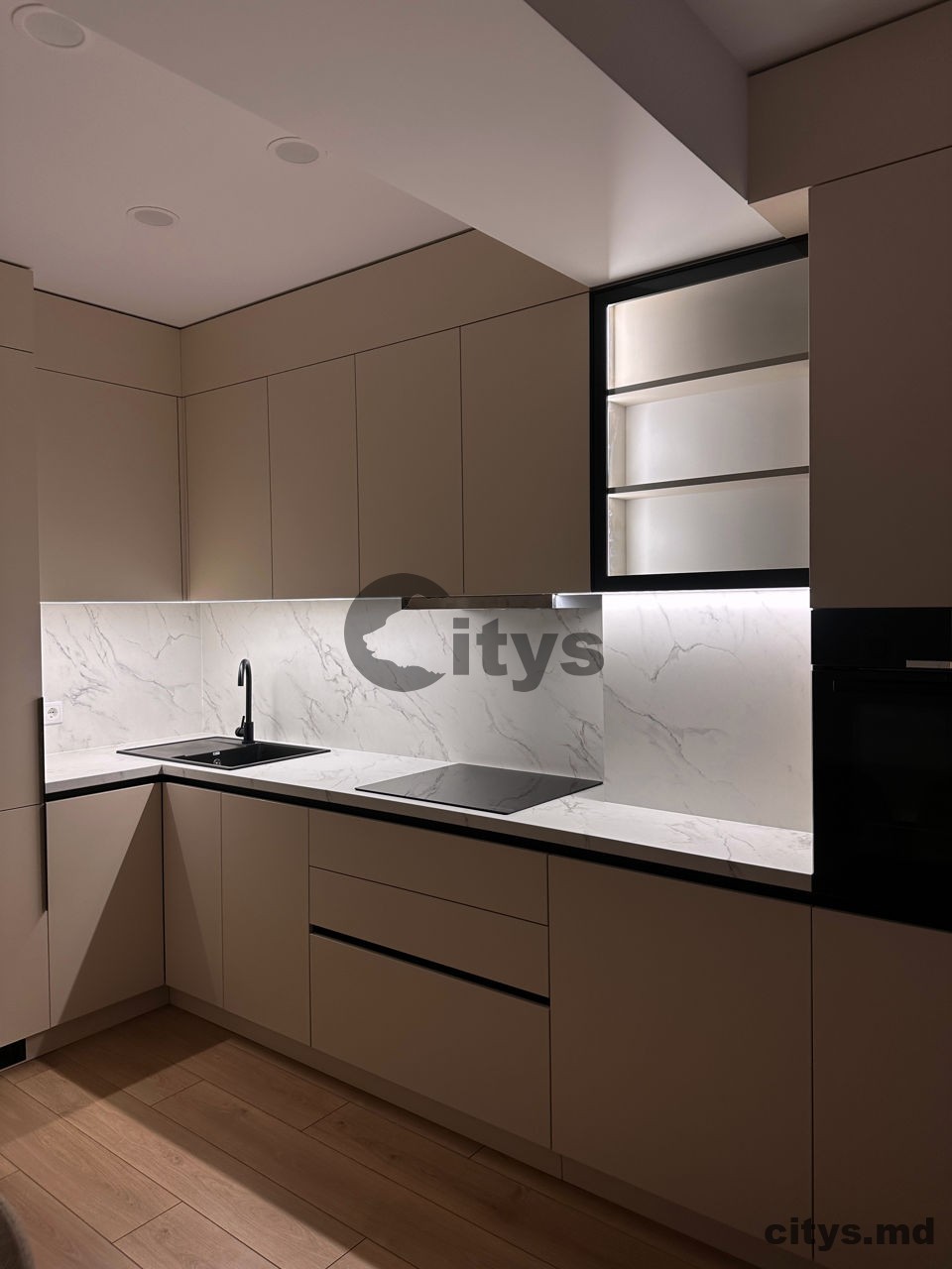 Apartament cu 3 camere, 72m², бул. Мирча чел Бэтран photo 15