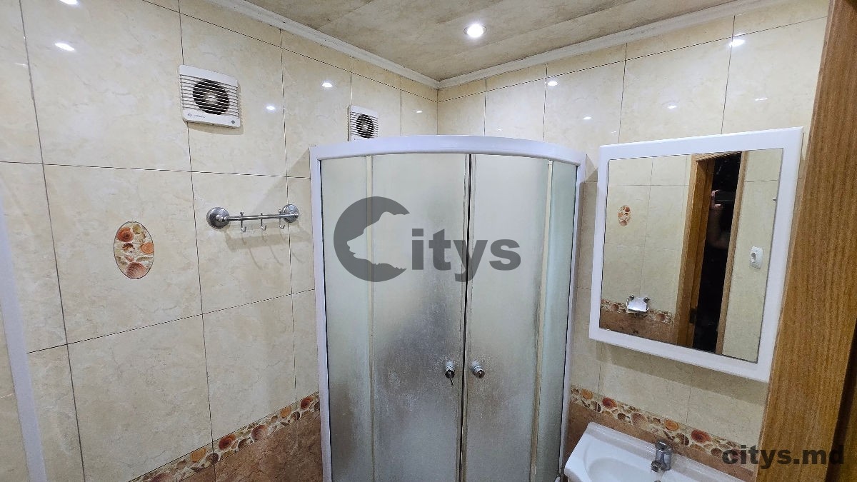 Apartament cu 2 camere, 45m², Chișinău, Poșta Veche, str. Doina photo 5