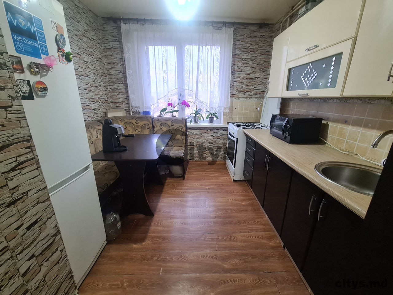 Apartament cu 2 camere, 54m², Chișinău, Râșcani, str. Albișoara photo 0